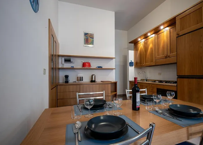My Holidays Ghislanzoni Apartament